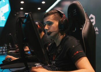 Spotlight Series : NASR Esports – GIANTX en direct