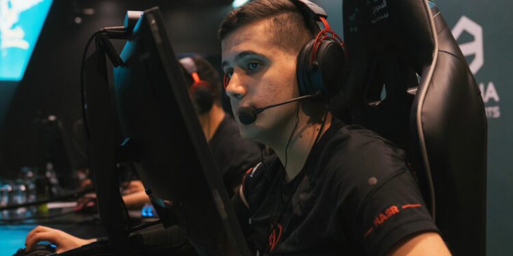 Spotlight Series : NASR Esports – GIANTX en direct