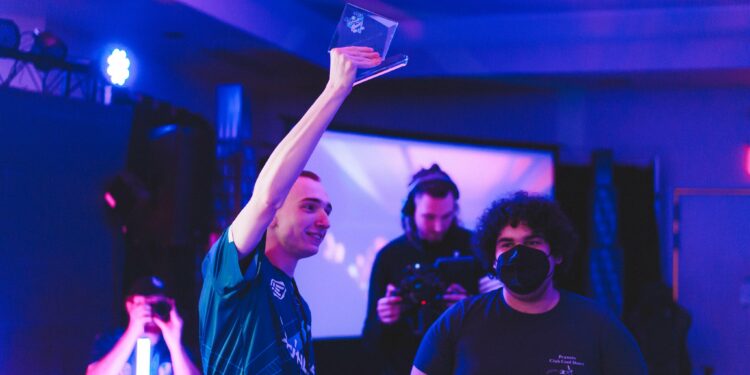Tweek champion du Luminosity Makes Moves à Miami !
