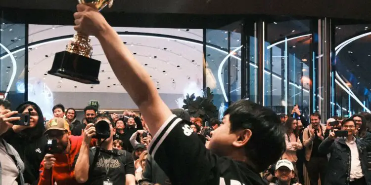 Armperor renverse Kilzyou en finale du Kings of the World