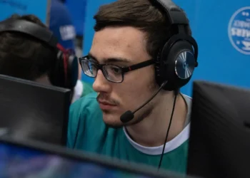 MathisV, futur midlaner du projet KC Blue Stars ?