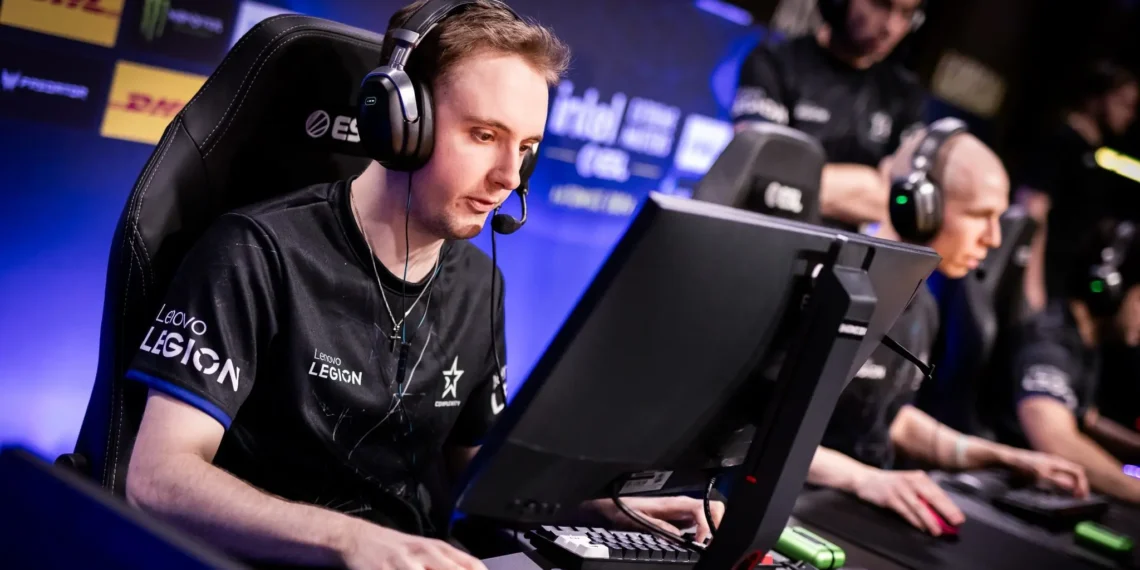 Complexity se sépare de floppy (off.)