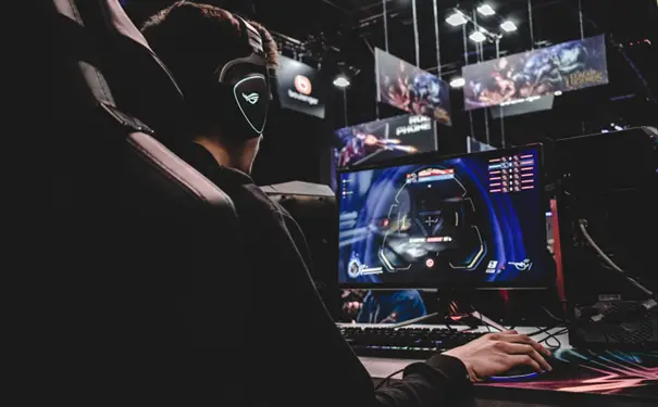 Légendes de l’esport : Les joueurs incontournables à suivre en 2025