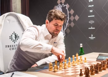 Magnus Carlsen signe chez Liquid (off.)
