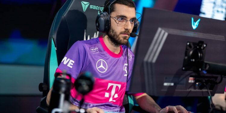 Nisqy sur son transfert chez Vitality : « Dans ma tête, je sais que je ne vais pas flop »