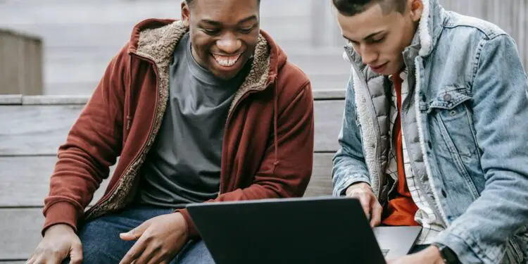 Qui dominera au prochain tournoi eSport ? Conseils pour miser sur la scène compétitive