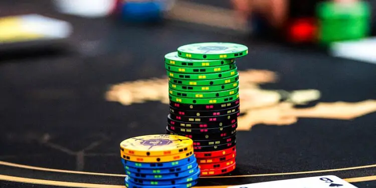 Stratégies du flop à la rivière pour gagner au poker