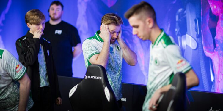 « C’est tout simplement inacceptable » : NiKo et les Falcons déjà éliminés du Major…