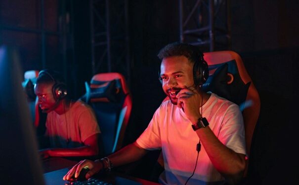 Ce que les athlètes d’e-sport peuvent apprendre des stratégies de jeux de casino