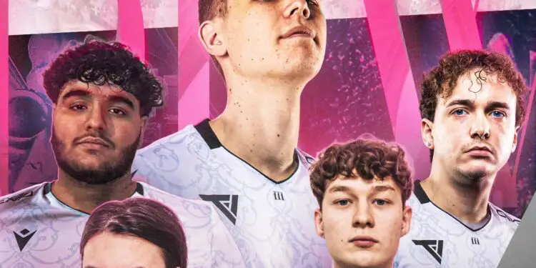 VCL : Valiant au complet avec deux recrues (off.)