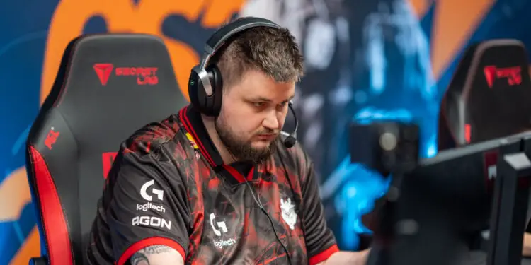 G2 envoie Snax sur le banc de touche (off.)