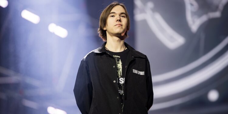 donk (Team Spirit) : « On doit battre Vitality pour être la meilleure équipe du monde »