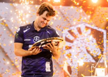 Magnus Carlsen, roi des échecs à l’Esports World Cup 2025