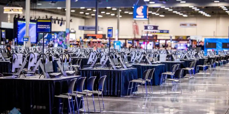 EVO 2025 : le Jour 2 en direct