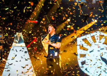 EWC 2025 : ManuBachoore soulève un deuxième titre de champion du monde !