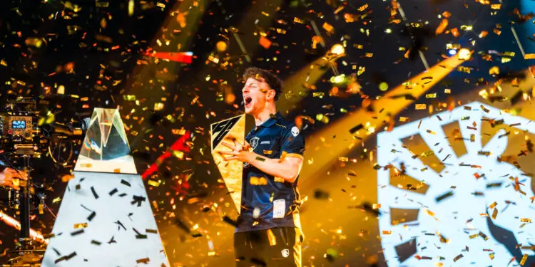 EWC 2025 : ManuBachoore soulève un deuxième titre de champion du monde !