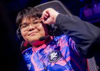 Paper Rex prolonge d4v41 et something (off.)