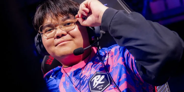 Paper Rex prolonge d4v41 et something (off.)