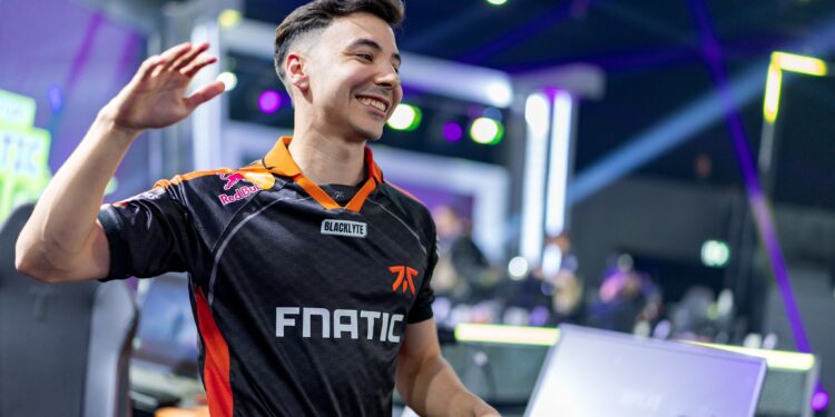 Crashies reste chez Fnatic en VCT EMEA