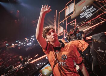 Boaster prolonge chez Fnatic (off.)
