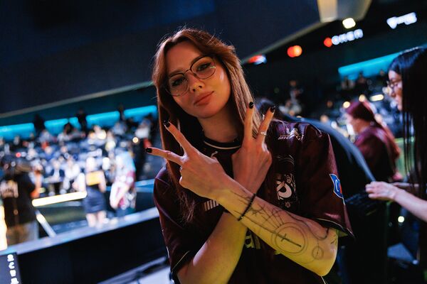 « On scrim 90 % du temps contre des équipes masculines » : comment la Karmine Corp s’est préparée pour le Game Changers Championship 2025