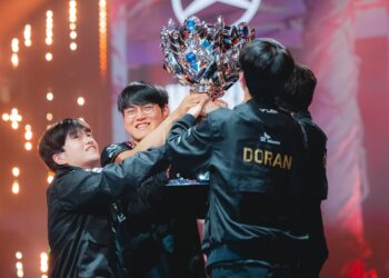 Le roi n’est pas mort : Faker et T1 conservent leur couronne aux Worlds 2025