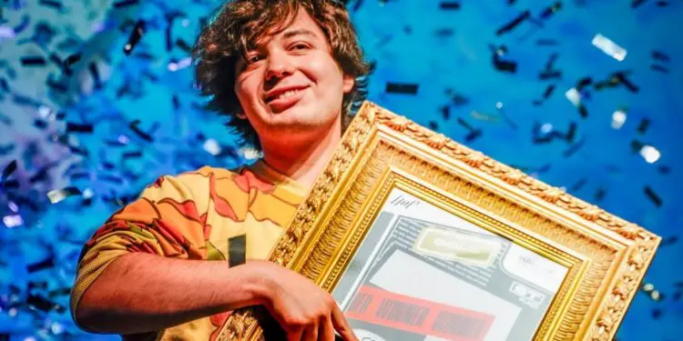 Zomba triomphe au Hall of Frames, les Français brillent au Louvre-Lens