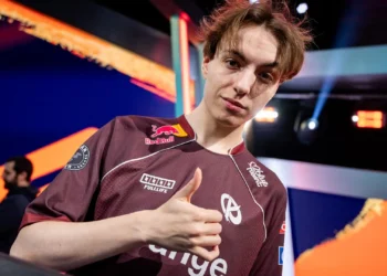 LEC Versus : NAVI – Karmine Corp en direct