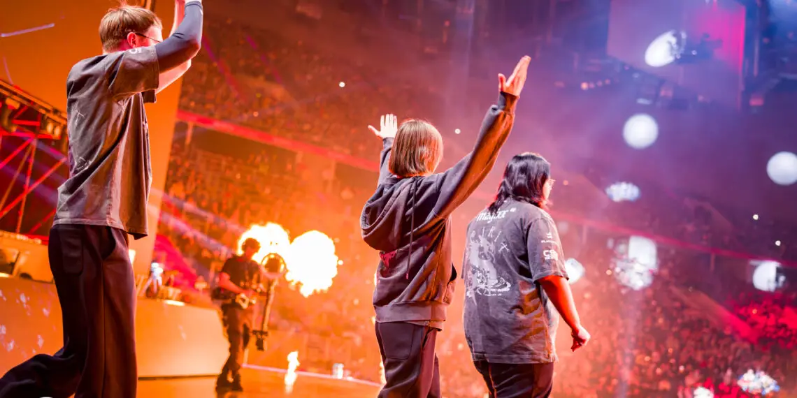 IEM Kraków : Team Spirit – MOUZ en direct