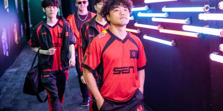 LCS : Sentinels – Disguised en direct