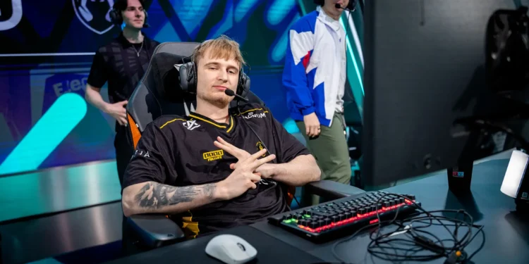 Humanoid envoyé sur le banc de Vitality