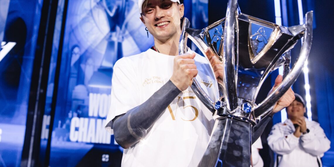 Rekkles a reçu sa bague de champion du monde avec T1