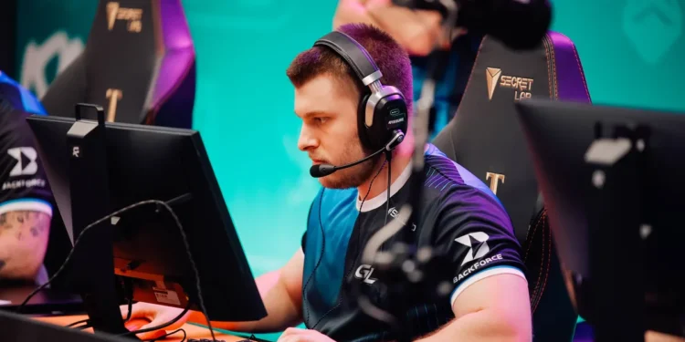 Kursy complète le roster 3DMAX (off.)